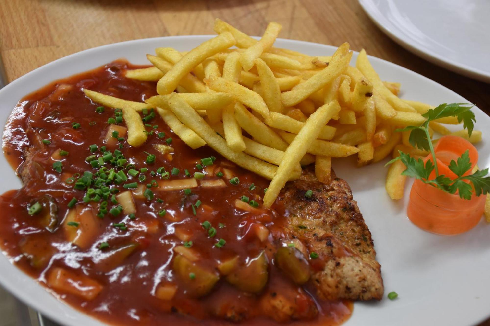 פסאו Gasthaus Und Pension Halli-Galli מראה חיצוני תמונה